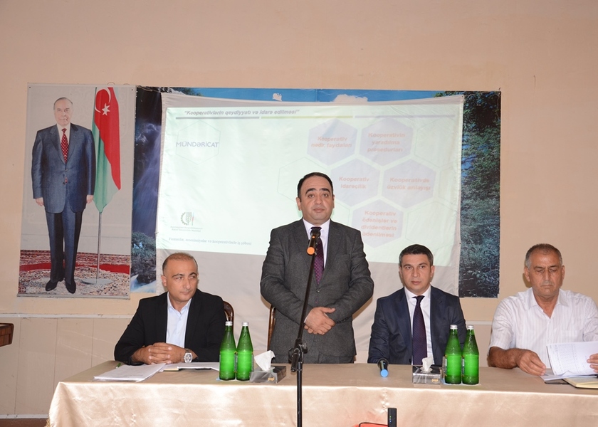 Saatlı rayonunun Nəsimikənd kəndində fermerlərlə maarifləndirici görüş keçirilib