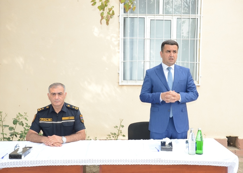 Saatlı rayonu Əhmədbəyli kəndində səyyar qəbul keçirildi