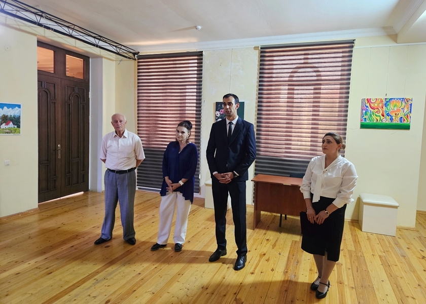 Saatlı Dövlət Rəsm Qalereyasında “Sülh aylığı” çərçivəsində əl işlərindən ibarət sərgi keçirilib