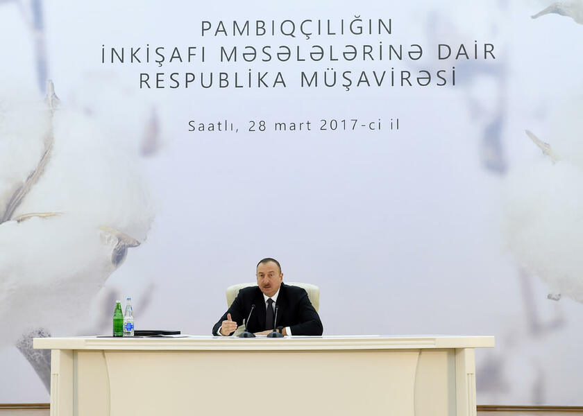 Prezident İlham Əliyevin sədrliyi ilə pambıqçılığın inkişafı məsələlərinə dair respublika müşavirəsi keçirilib